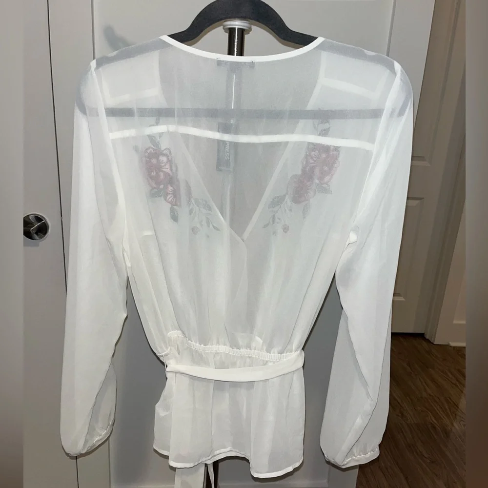 NWT Express Sheer Peplum Wrap Top - Picture 2 of 6